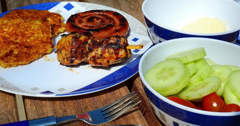 Galettes saucisses à Lohéac : la vraie histoire d'un plat de rue